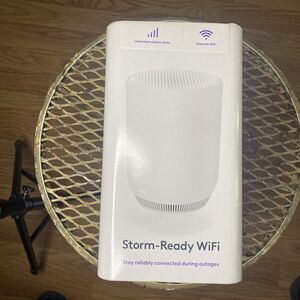 Xfinity 306855 Storm-Ready Wifi Extender 8 Internal Antennas Support - NEW